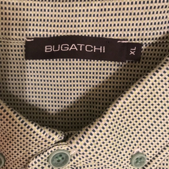 Bugatchi Men’s Button Down Short Sleeve Shirt - Picture 4 of 8